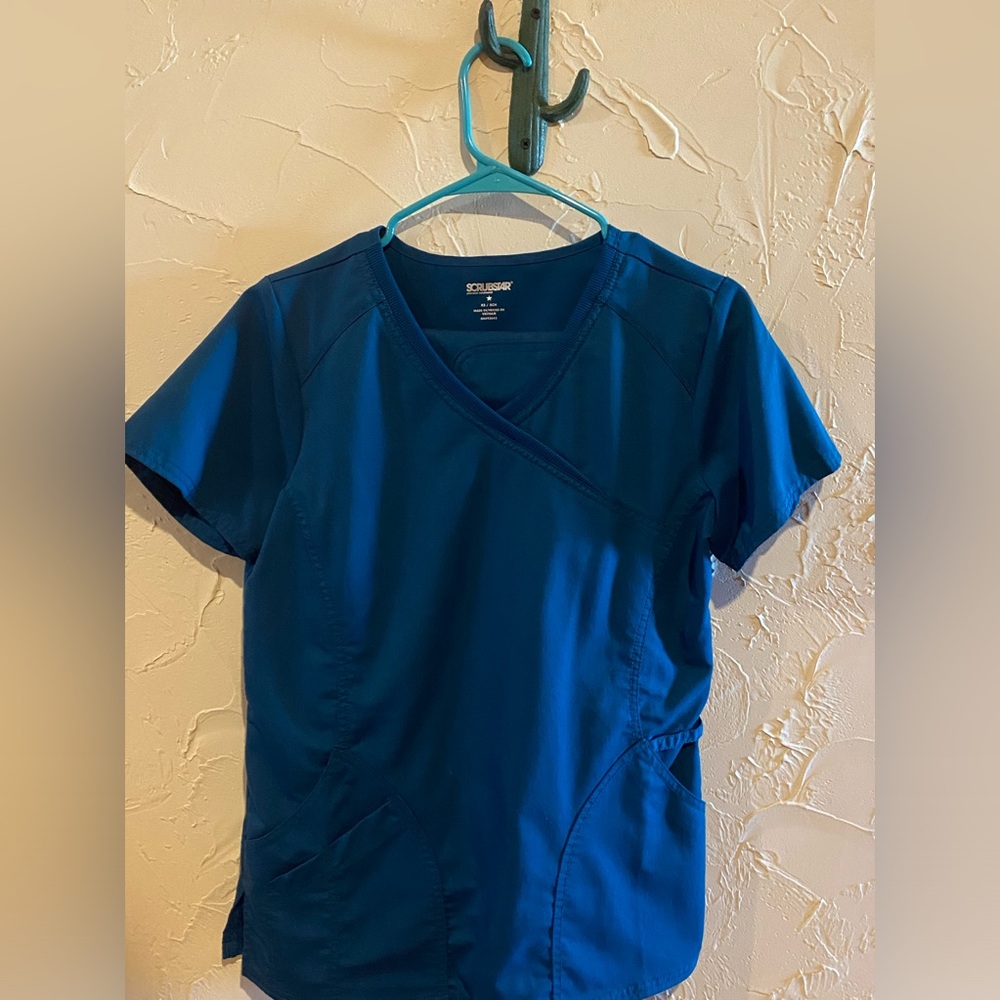 Extra small set of scrubs